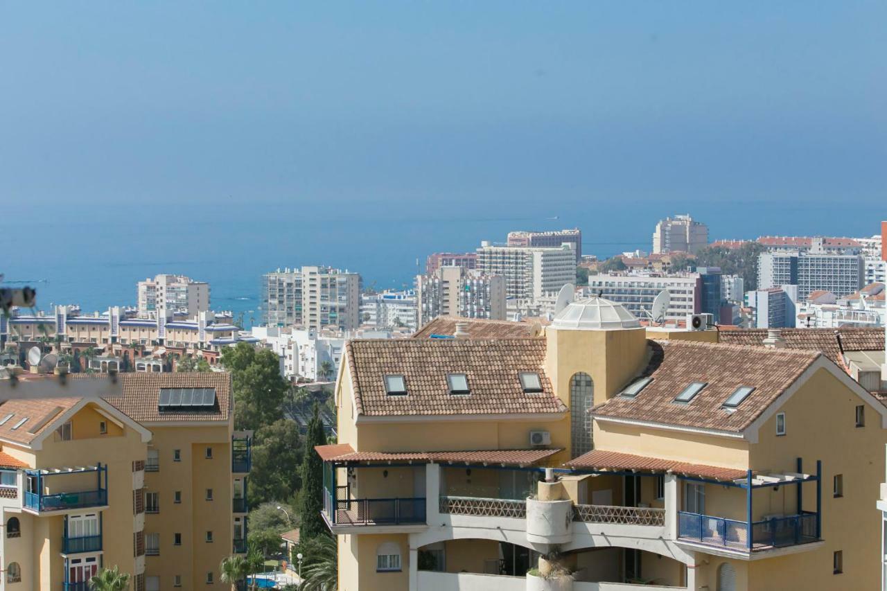 Apartamento Benalmadena Agataアパートメント エクステリア 写真