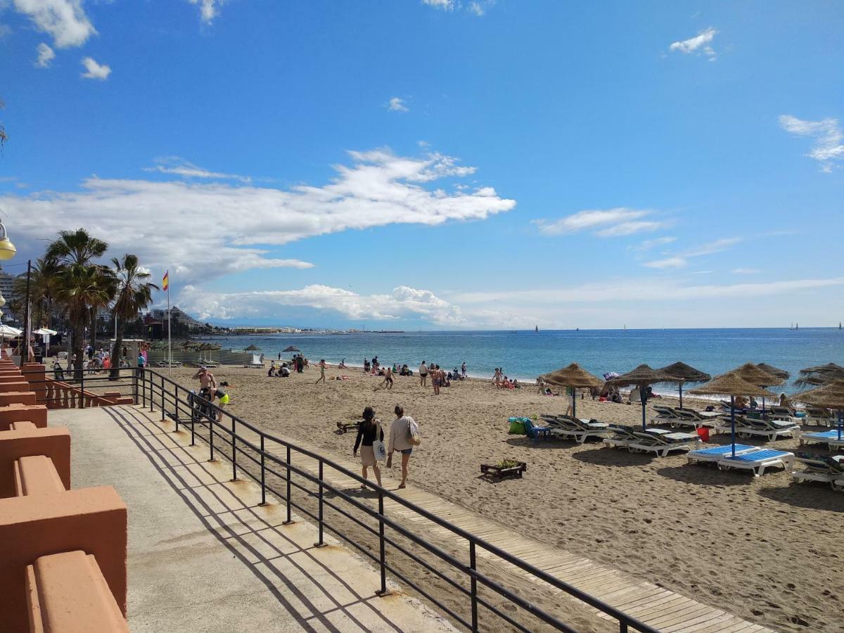 Apartamento Benalmadena Agataアパートメント エクステリア 写真