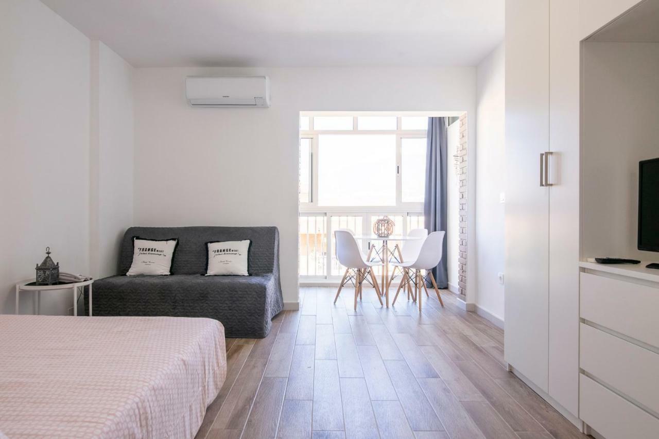 Apartamento Benalmadena Agataアパートメント エクステリア 写真